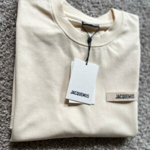 Tee-shirt jacquemus (XL)